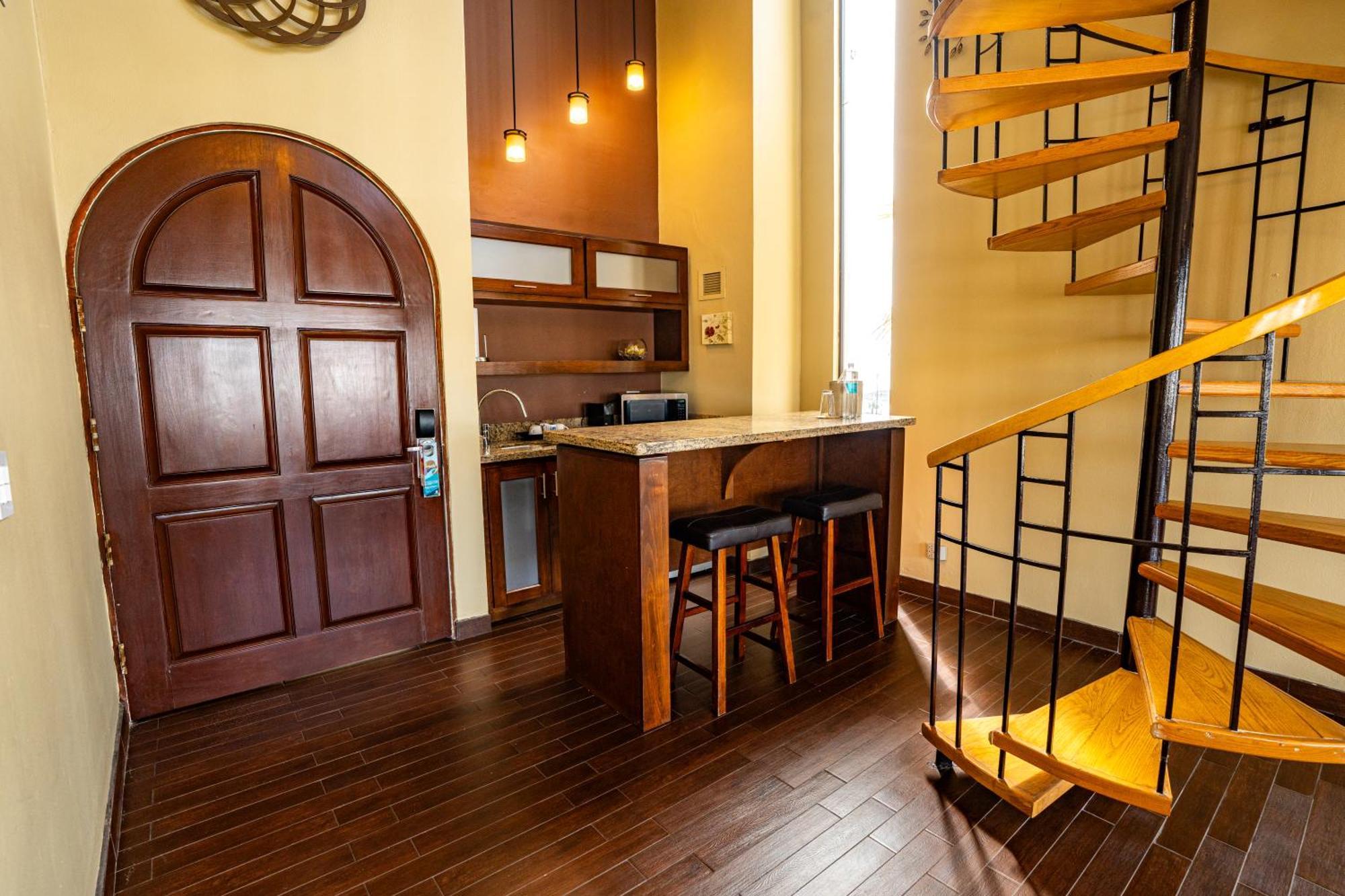 King Suite with Ocean View